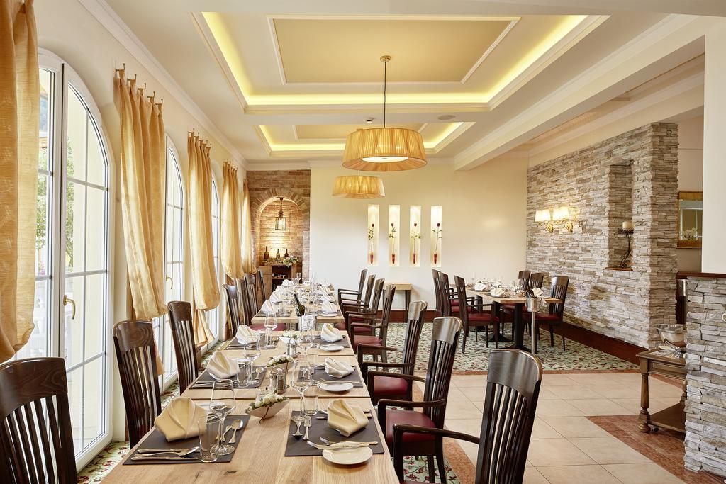 Hotel Barbarahof 4 Stars Superior-Summercard Inclusive-Adults Only From 14 Years Капрун Экстерьер фото